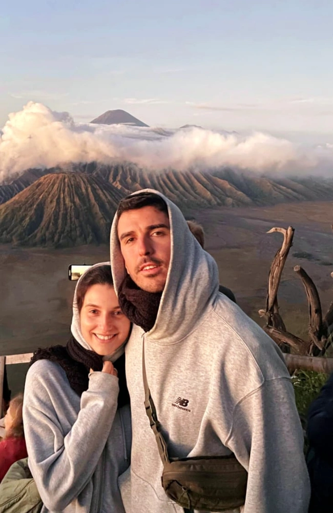 Travel to Indonesia, Viaje a Indonesia, Viaggio in Indonesia